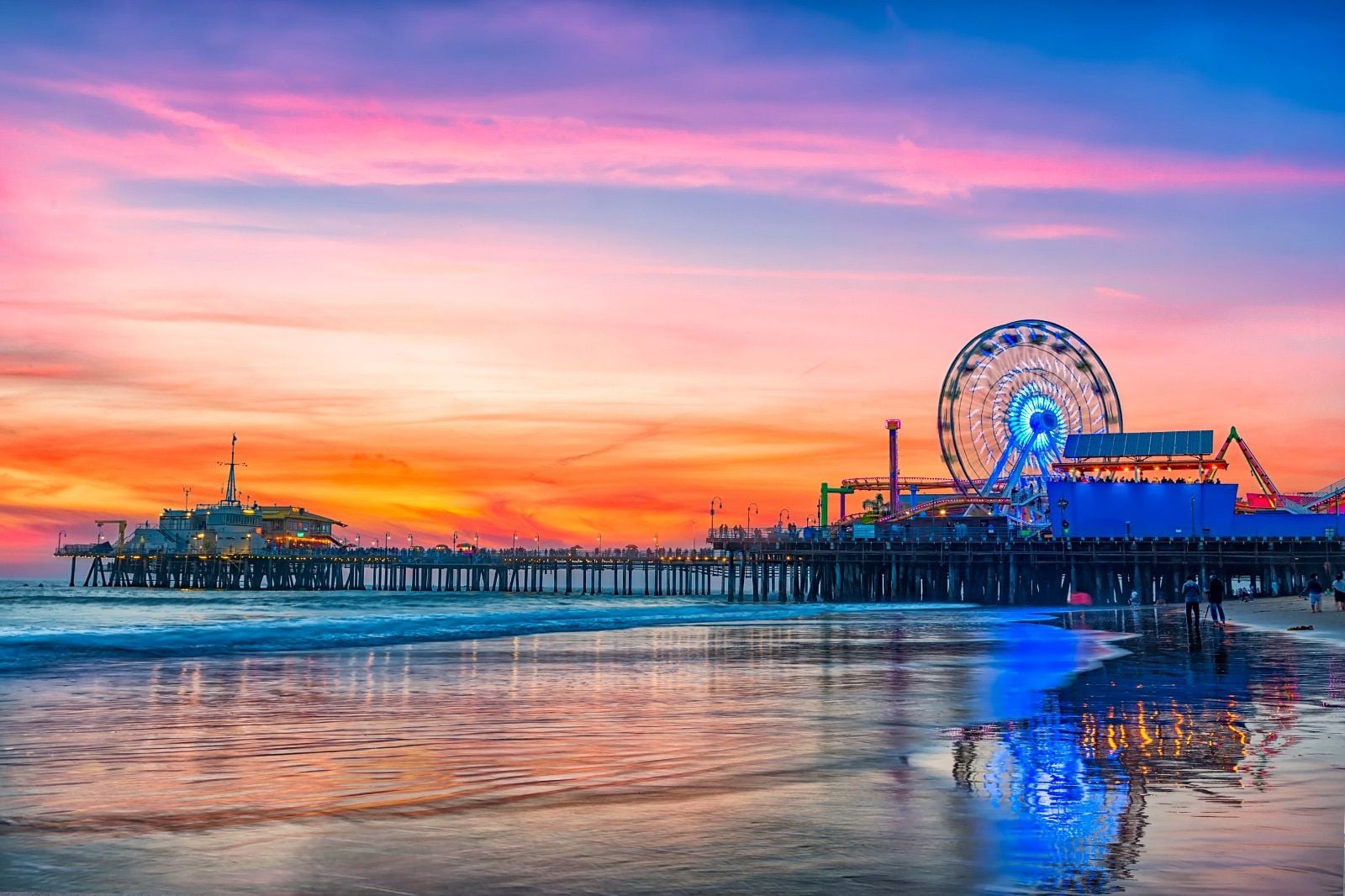 Santa Monica beach in Los Angeles with travelers enjoying the California coastline